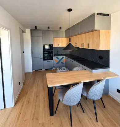 Na prenájom 2-izbový byt, 40 m², Košice-Juh, Krivá