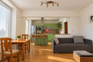 Kiadó lakások, 3-szobás, Bratislava-Nové Mesto · €800