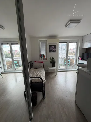 Na prenájom 1-izbový byt, 31 m², Bratislava-Ružinov, Trnavská cesta