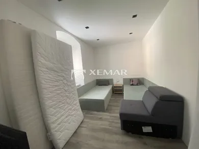 Na predaj 4-izbový byt, 95 m², Banská Bystrica