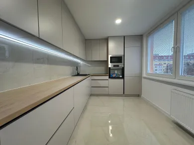 Na predaj 2-izbový byt, 64 m², Šaľa, Horná