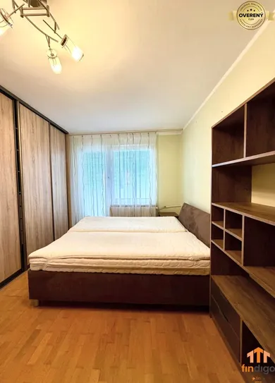 Na predaj 3-izbový byt, 84 m², Nitra, Škultétyho