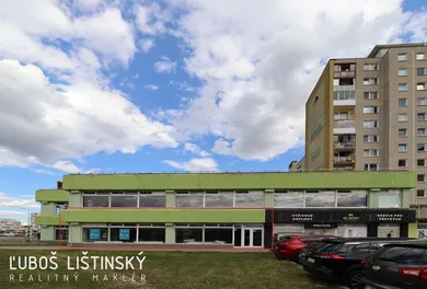 Na prenájom komerčné, 230 m², Poprad, Zimná