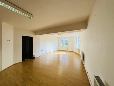 Na prenájom 3-izbový byt, 90 m², Kysucké Nové Mesto