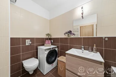 Na prenájom 2-izbový byt, 51 m², Bratislava-Karlova Ves