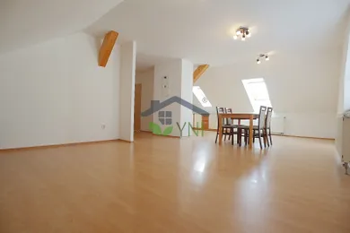 Na prenájom 2-izbový byt, 82 m², Žilina