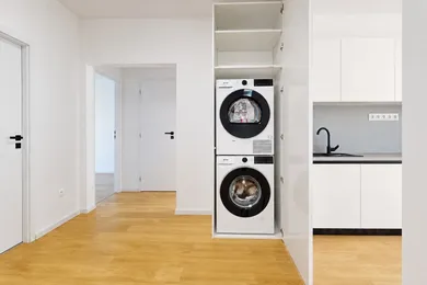 Na predaj 4-izbový byt, 74 m², Bratislava-Petržalka, Kapicova