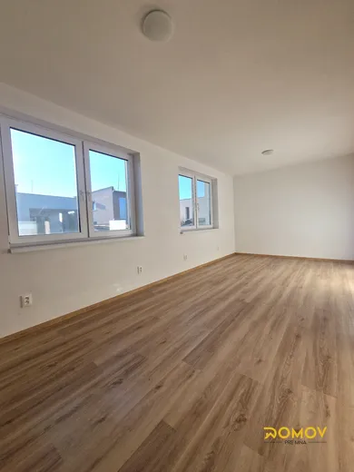 Na predaj 3-izbový dom, 100 m², Bosany, Garbiarska