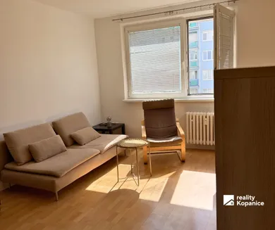 Na predaj 2-izbový byt, 53 m², Bratislava-Ružinov, Rezedová