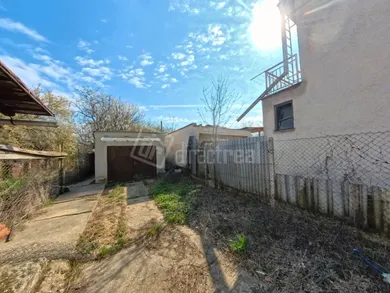 Na predaj dom v Vráble · €105 000 · Pôvodný stav