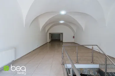 Na prenájom objekt, 90 m², Levoča, Námestie Majstra Pavla