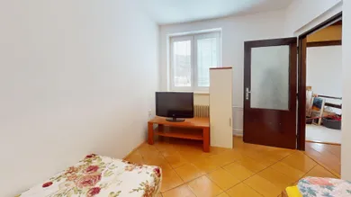 Na prenájom dom, 75 m², Stráňavy