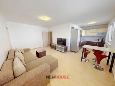 Byty na predaj 2-izbový, Trenčín · €144 900