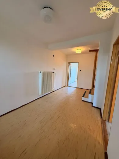 Na predaj dom, 173 m², Pezinok