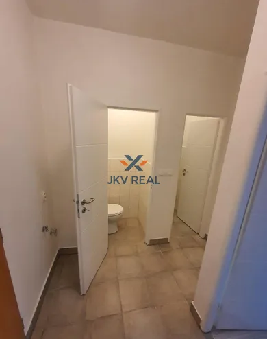 Na predaj 2-izbový byt, 42 m², Bratislava-Vrakuňa, Stavbárska