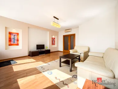 Mieszkania na wynajem, 3-pokojowe, Bratislava-Ružinov · €650