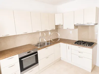 Apartments for sale, 3-room in Pezinok · €210,000