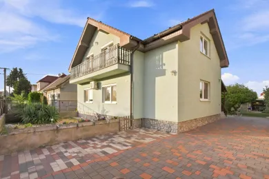 Eladó házak, Bratislava-Podunajské Biskupice · €585 000