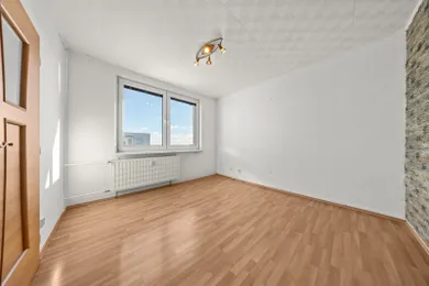Na predaj 3-izbový byt, 74 m², Senec, Kollárova