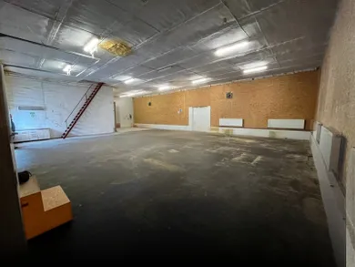 Lokale komercyjne na wynajem, Bratislava-Rača · €1135