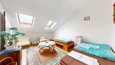 Na predaj dom, 551 m², Trstín