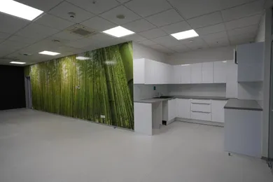 Na prenájom komerčné, 18 m², Bratislava-Petržalka, Ševčenkova