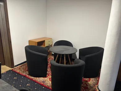 Na prenájom 1-izbový byt, 55 m², Trenčín, Halalovka