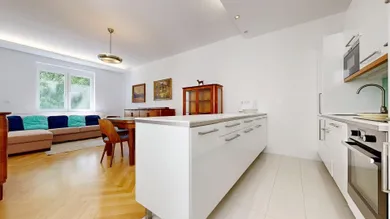 Byty na predaj 2-izbový, Bratislava-Staré Mesto · €289 000