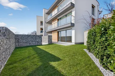 Na predaj 4-izbový byt, 120 m², Bratislava-Rača, Potočná