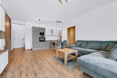 Na prenájom 3-izbový byt, 72 m², Bratislava-Rača, Rudroffova