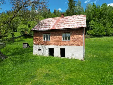 Na predaj pozemok, Staškov
