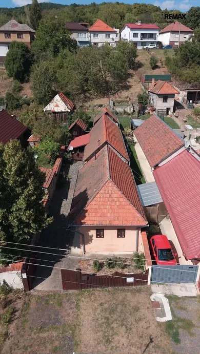 Na predaj rekreačný dom, 85 m², Hronský Beňadik, Pod Kláštorom