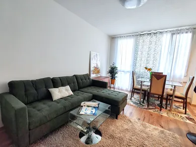Mieszkania na wynajem, 3-pokojowe, Košice-Západ · €890