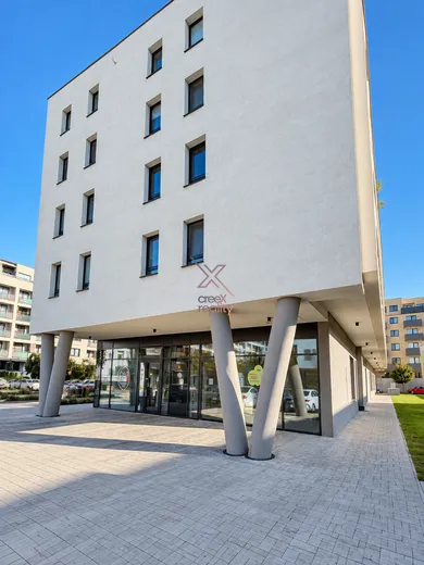 Komerčné priestory na predaj, Trnava · €1