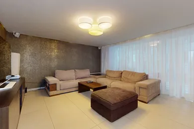 Na predaj 6-izbový dom, 300 m², Ivanka pri Dunaji, Záhradnícka