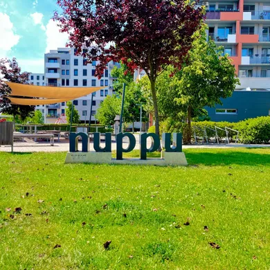 Na prenájom 2-izbový byt, 56 m², Bratislava-Ružinov, Hraničná