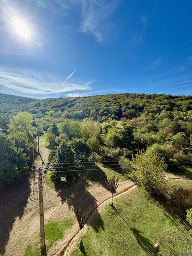 Na predaj 3-izbový byt, 69 m², Bratislava-Devínska Nová Ves
