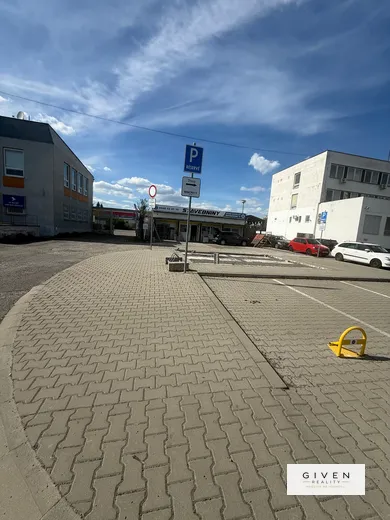 Na prenájom pozemok, 100 m², Žiar nad Hronom, M. Chrásteka