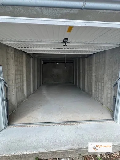 Na prenájom objekt, 18 m², Sereď, Pribinova