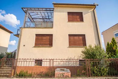 Na predaj dom, 140 m², Dvory nad Žitavou