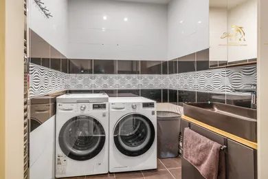 Na predaj 3-izbový byt, 82 m², Piešťany, Teplická