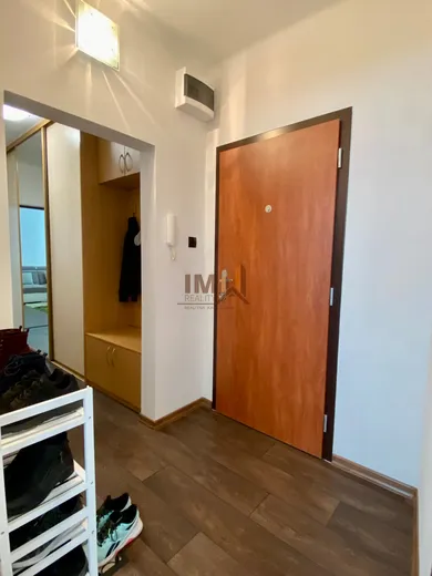 Na prenájom 2-izbový byt, 59 m², Nové Zámky