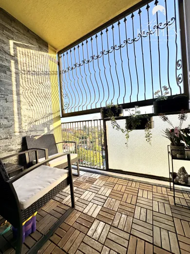 Na predaj 3-izbový byt, 61 m², Komárno