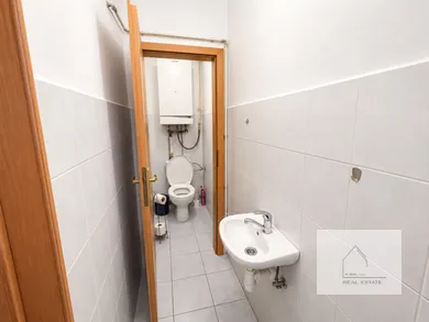 Na predaj objekt, 30 m², Zlaté Moravce