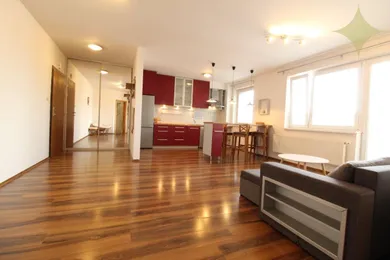 Na prenájom 2-izbový byt, 62 m², Liptovský Mikuláš, Štúrova