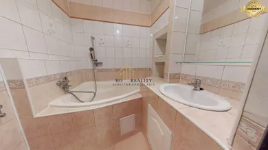 Na predaj 3-izbový byt, 83 m², Hriňová, Školská