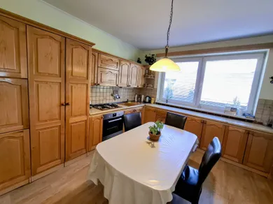 Domy na sprzedaż, 7-pokojowe, Bratislava-Podunajské Biskupice · €570 000