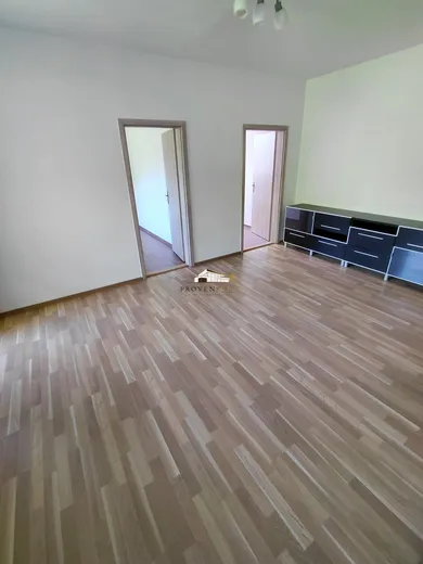 Na prenájom byt v Bratislava-Dúbravka · €700 · Čiastočná rekonštrukcia