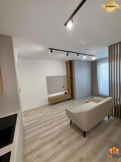 Na prenájom 1-izbový byt, 38 m², Nitra, Pivovarská