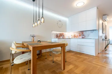 Na prenájom 3-izbový byt, 77 m², Košice-Staré Mesto, Strojárska